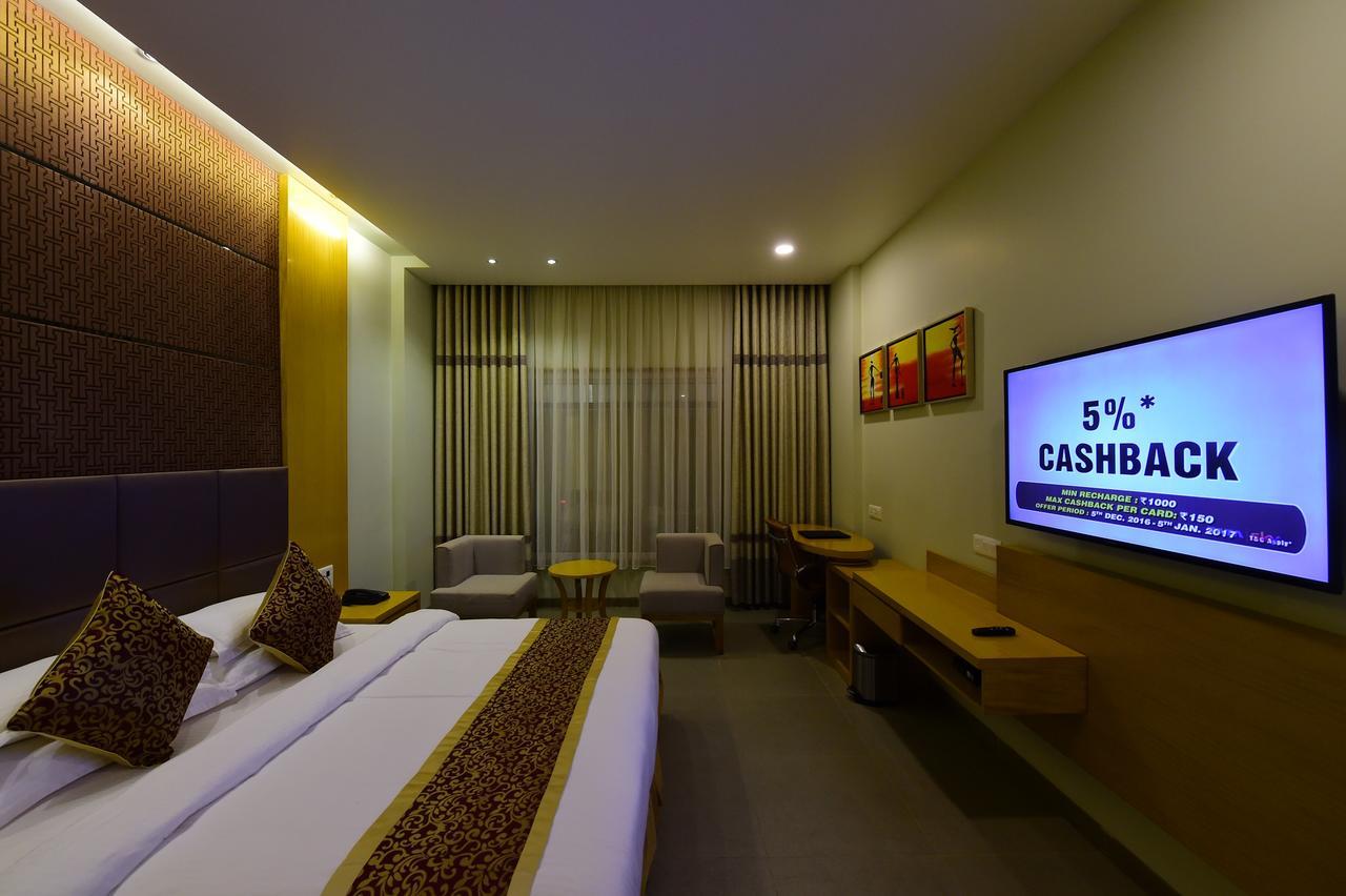 Hotel H - Sandhill Hotels Private Limited Ānand 외부 사진